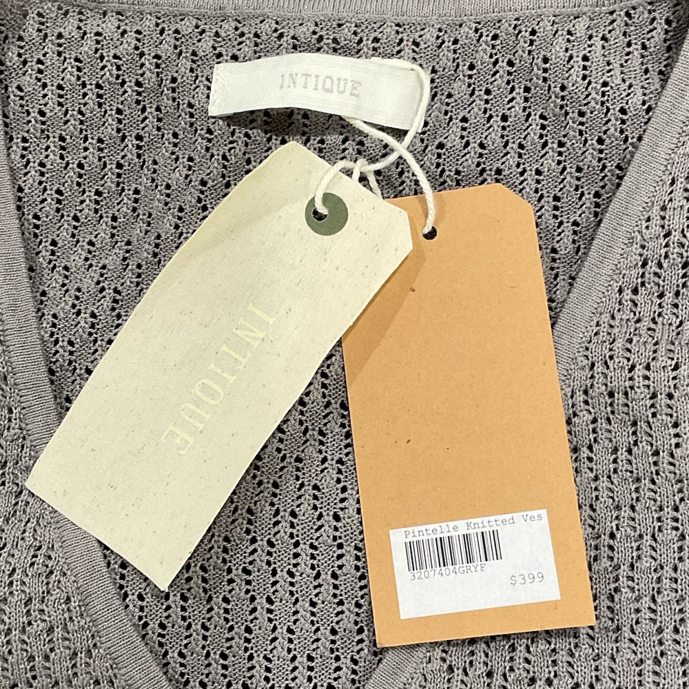 Intique Gray Sleeveless Knit Sweater Vest - Picture 2 of 11